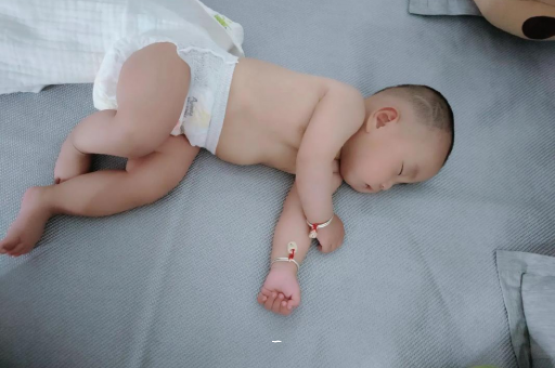 三门峡宝宝肠胀气的症状